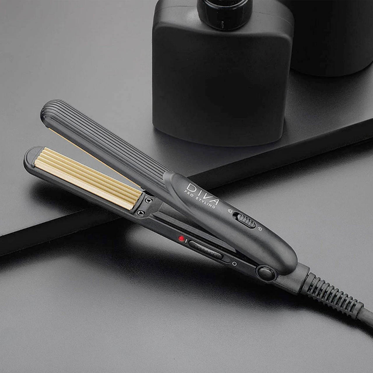 Lisseur Mini Noir Diva 4 Lisseur Mini Noir Diva – Image 4